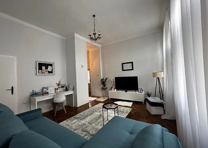 Pure Of Joy City Centre Apartment
